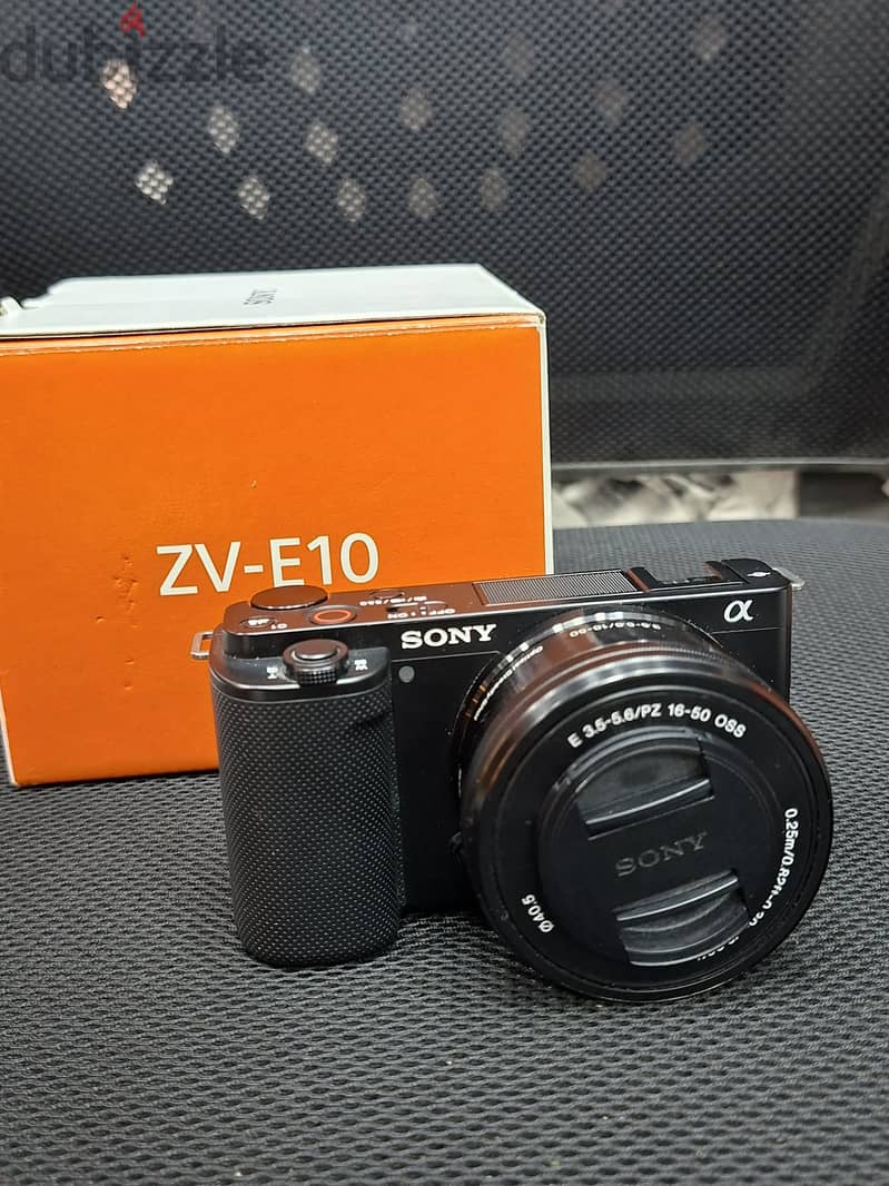 Used sony zv e10 With box  KIt lens 1