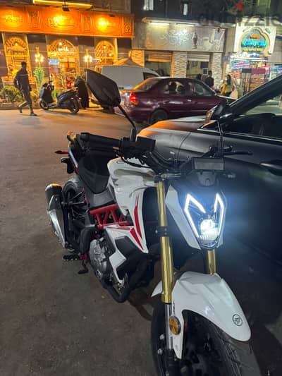 كيوي RKZ 200 موديل 2024 بحالة الزيرو – 950 كم فقط