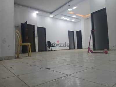 شقة بدروم بارقى منطقة مساحة ٢٥٠ متر  الحي الاول التجمع الخامس الشويفات