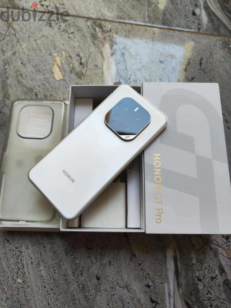 Honor GT pro 3