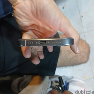 آبل - آيفون 16 برو