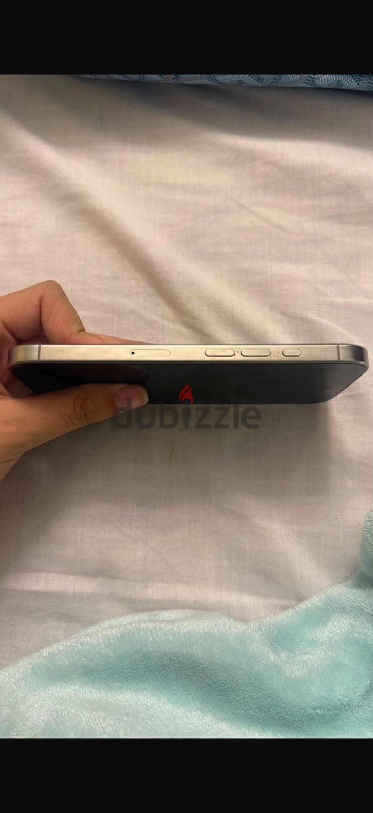 Apple - iPhone 16 Pro 8