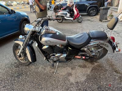 Honda shadow 400