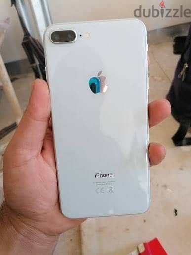 آبل - آيفون 8 بلس