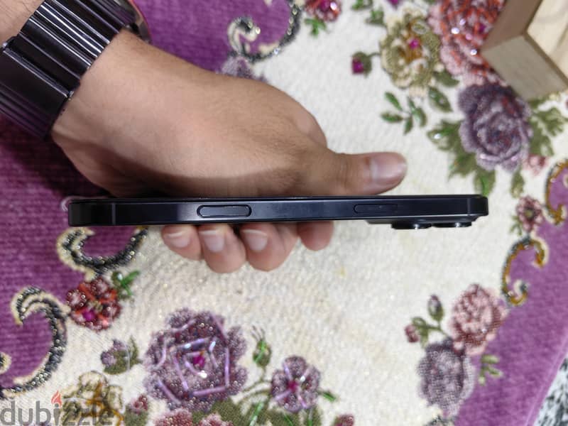Apple - iPhone 16 Pro Max 3