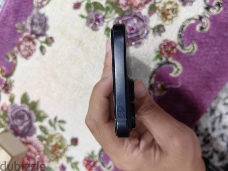 Apple - iPhone 16 Pro Max 5