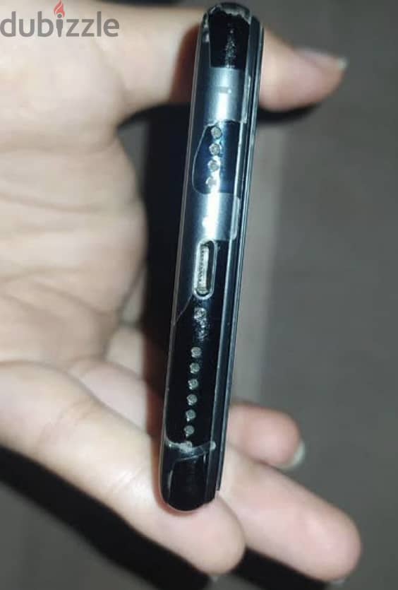 iPhone 11 Pro Max 4
