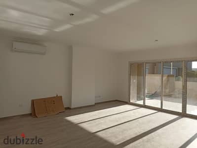 Apartment  ground floor with garden for rent in new cairo, 5th settlement,the square compound