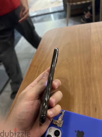 آبل - آيفون 11 برو