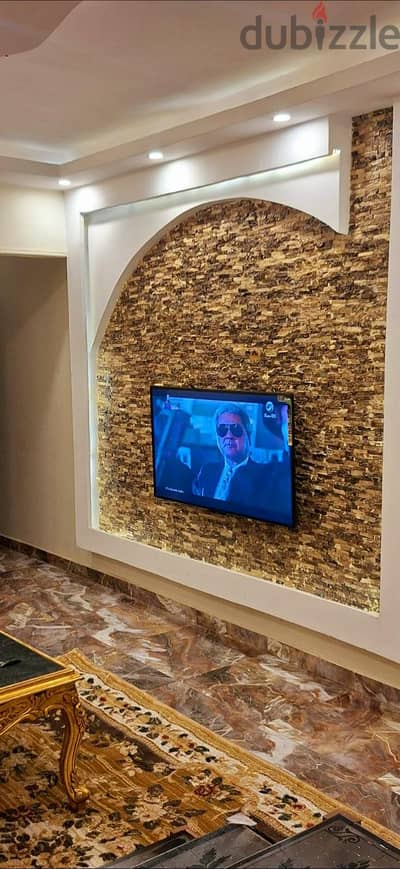 شقه مفروشه للايجار من المالك اول سكن بالعبور الحي التاسع