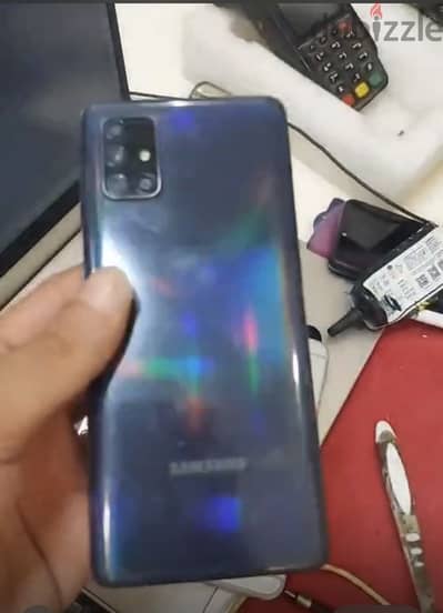 Samsung A71