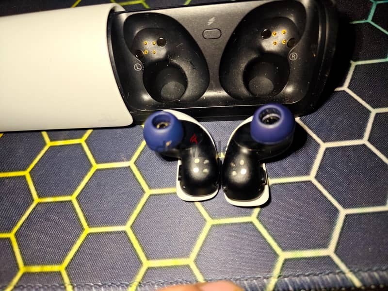 Sony PULSE Explore 1