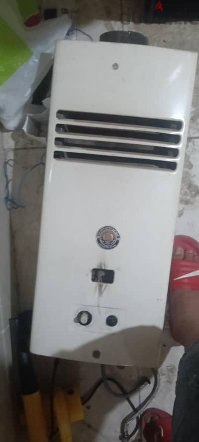 سخان مصنع حربيه 10 لتر شعله