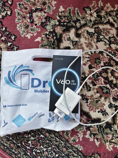 فيفو V60