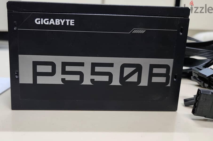 Gigabyte P550B 550W 80+ Bronze 1