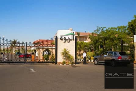 فيلا ستاندالون للبيع متشطبة بالكامل في كمبوند الربوة واحدة من ارقي كمبوندات الشيخ زايد بفيو مميز على لاندسكيب كبيرة