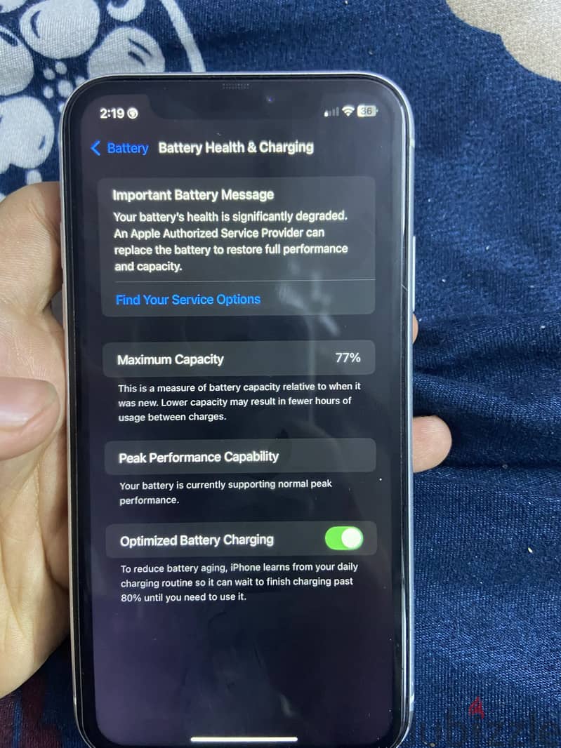Apple - iPhone XR 1