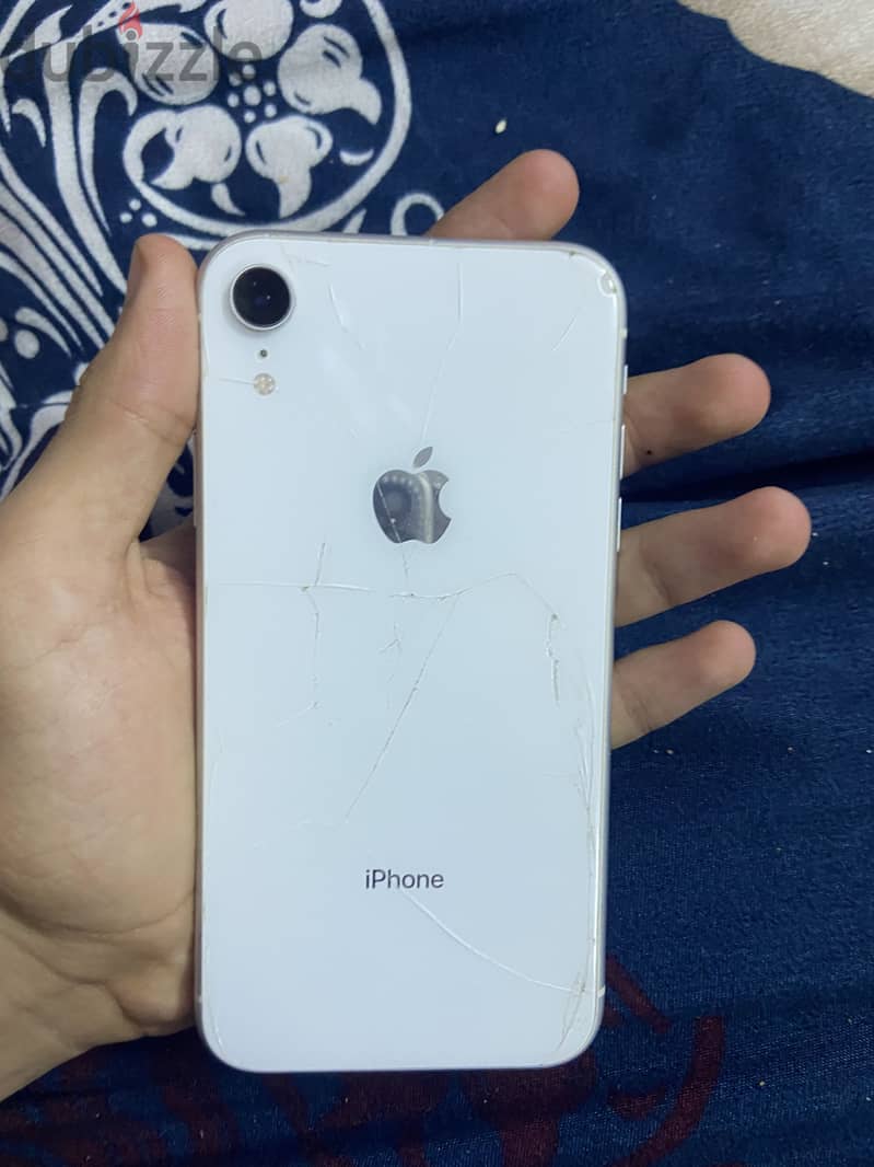 Apple - iPhone XR 6