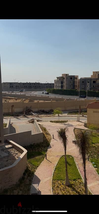 شقه للايجار  كمبوند باراديس  بالتجمع الخامس بجوار  الجامعه الامريكيه