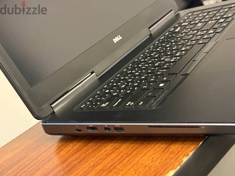 Dell precision 7710 1