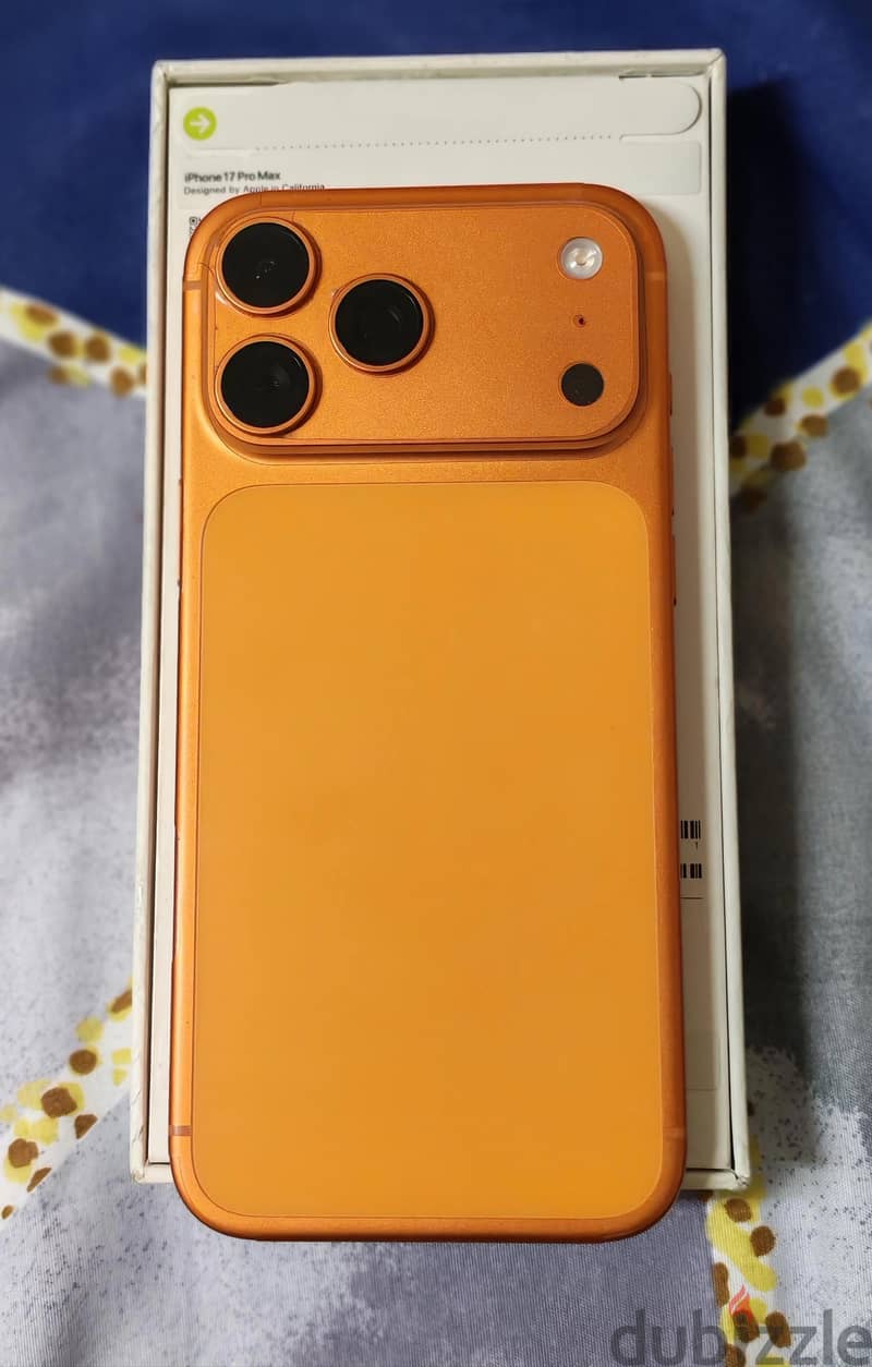 Apple - iPhone 17 Pro Max 1