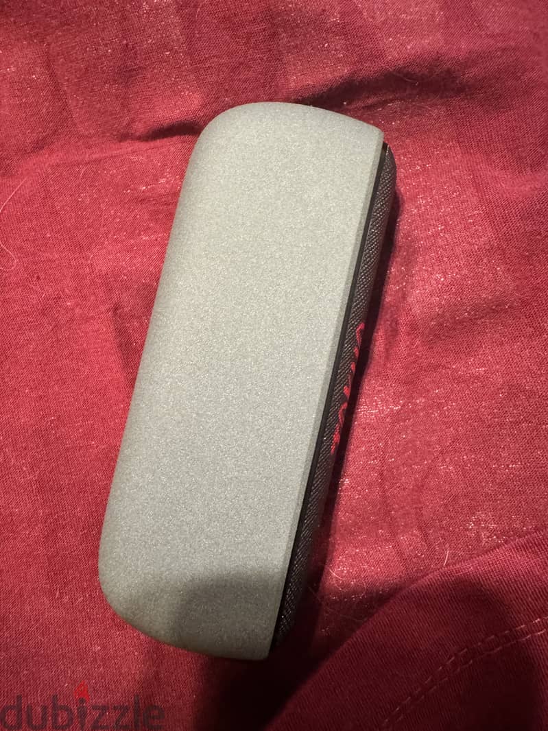 IQOS ILUMA PEBBLE GREY 1