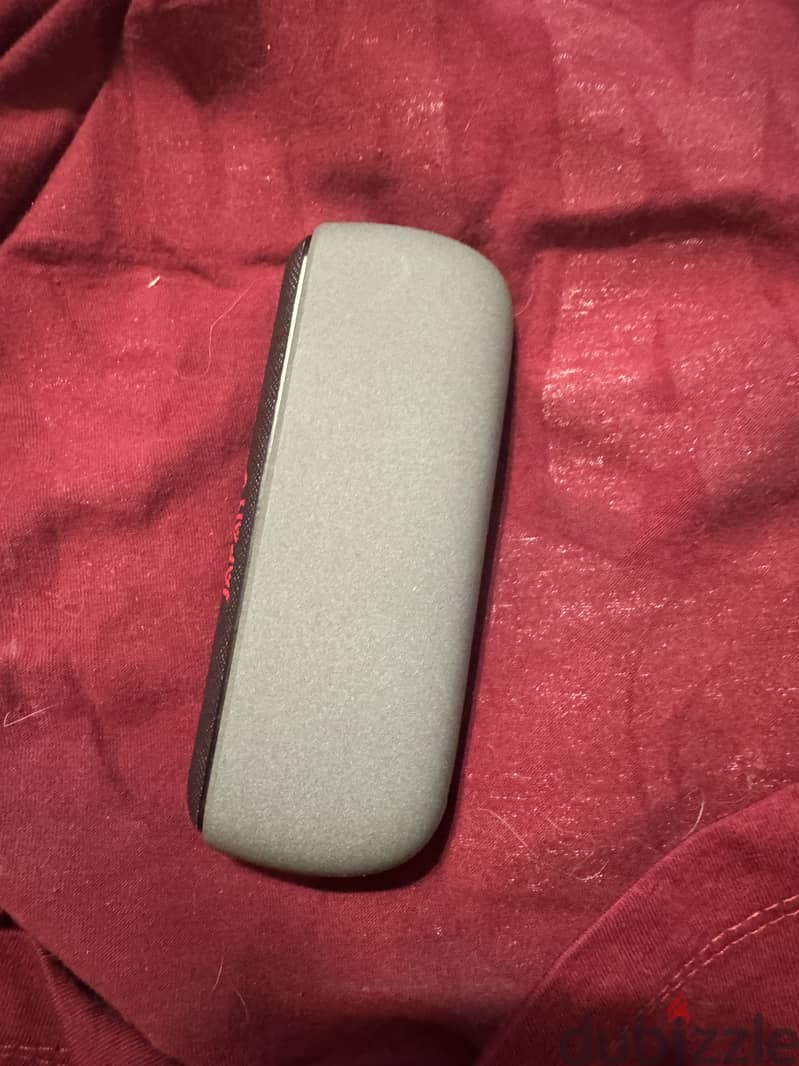 IQOS ILUMA PEBBLE GREY 2