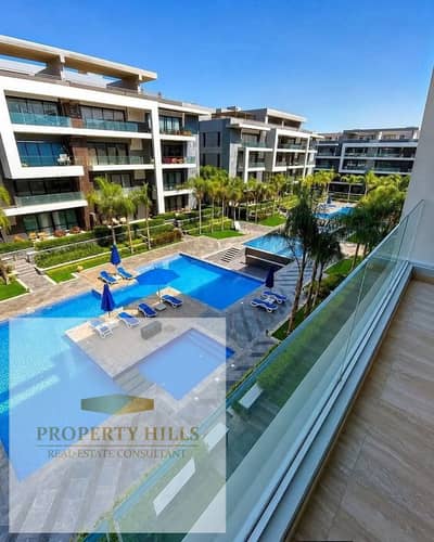 Last fully finished penthouse available for installments over 7 years in the Fifth Settlement, the finest and distinctive La Vista Patio Oro compound, with a very large area and a stunning landscape view.
