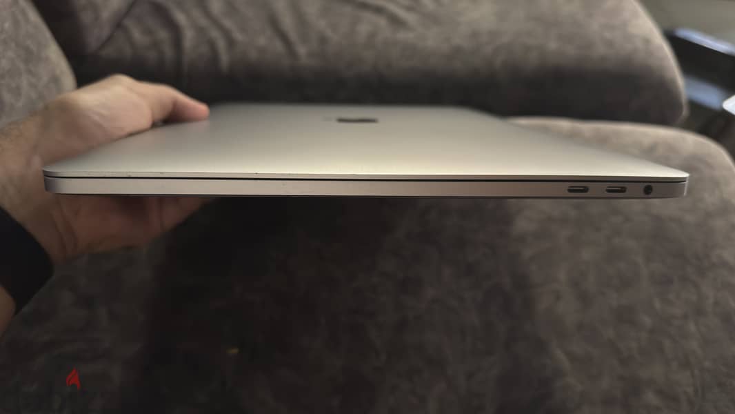 MacBook Pro 2019 4