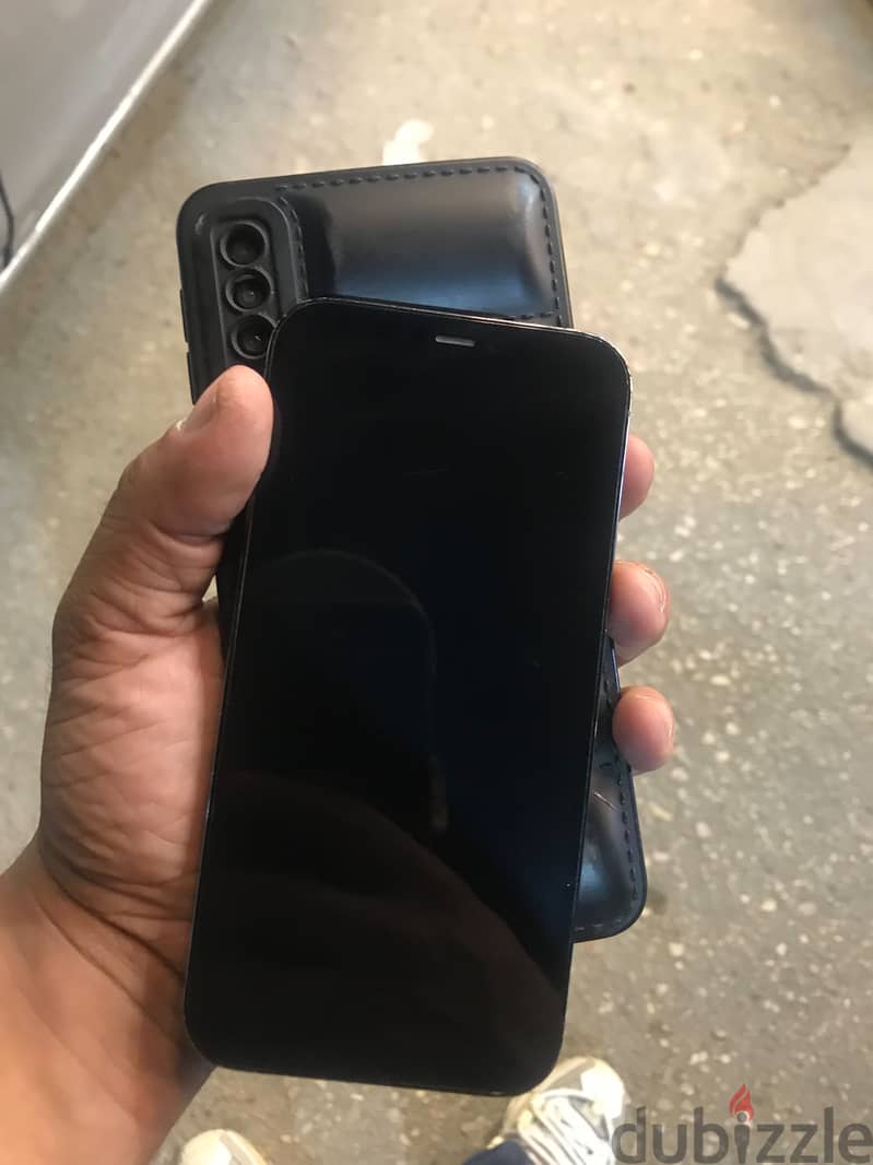 iphone 12 pro 3