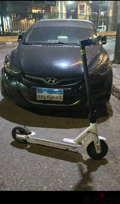 سكوتر كهربائي