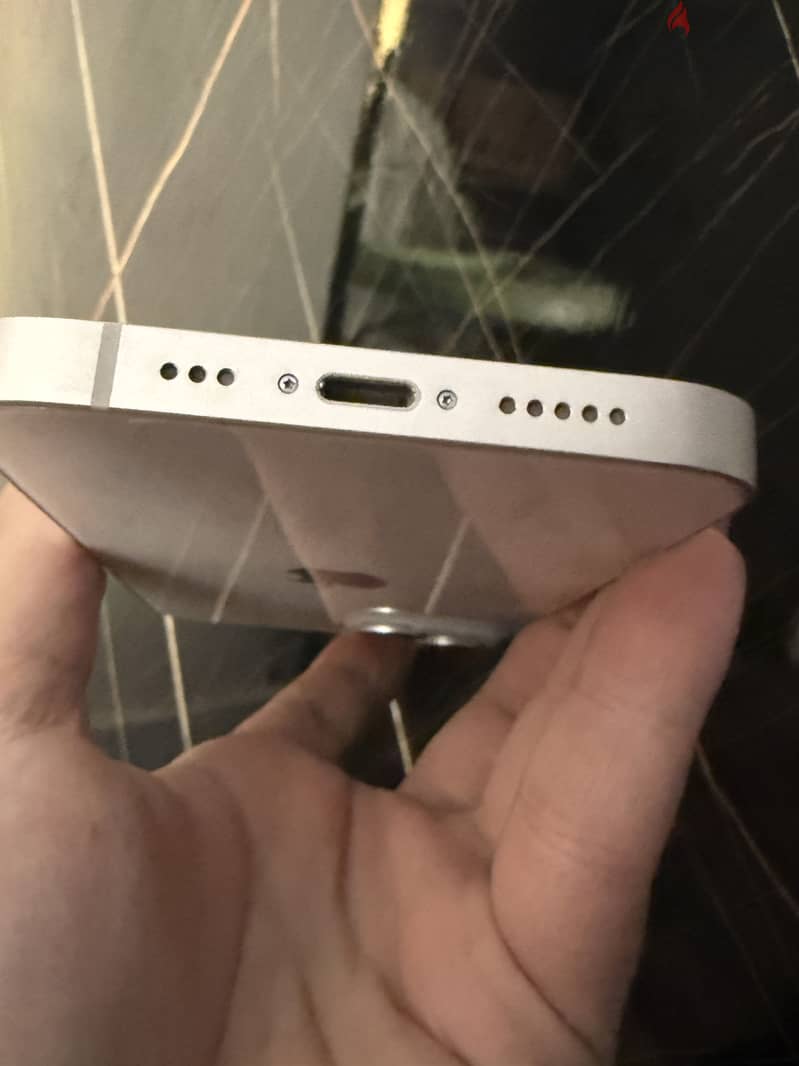IPhone 13 5