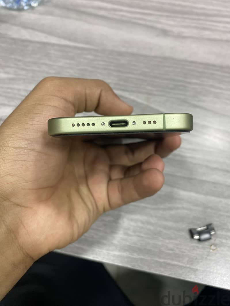 Apple - iPhone 17 3