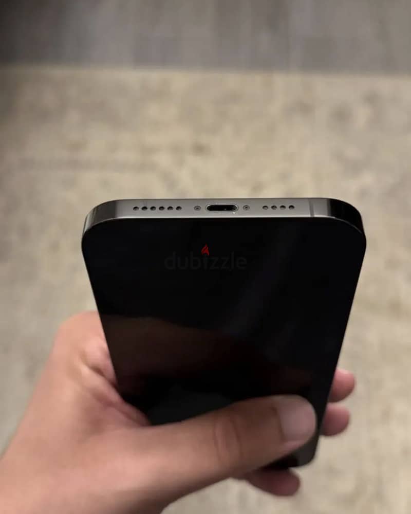 iPhone 14 Pro Max 4