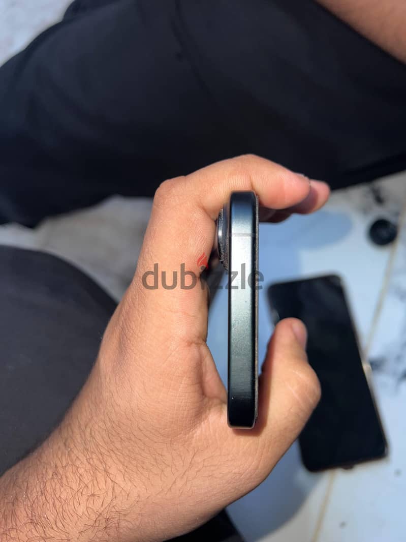 آبل - آيفون 16 2