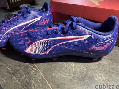 PUMA ULTRA 5 PLAY FG/AG الجديد تماماً للبيع