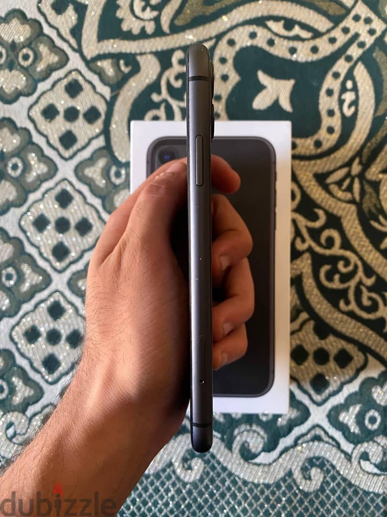 Apple - iPhone 11 2