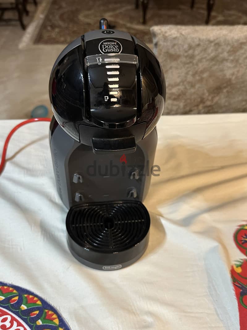 Nescafé Dolce Gusto Coffee Machine 3