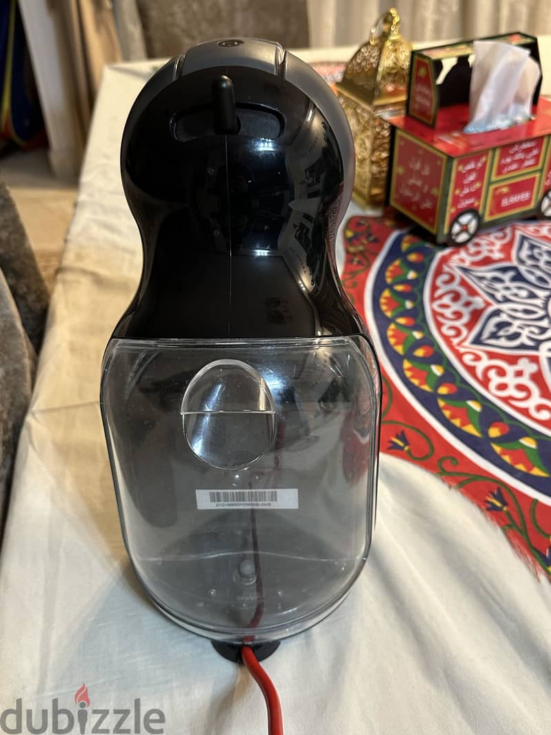 Nescafé Dolce Gusto Coffee Machine 4
