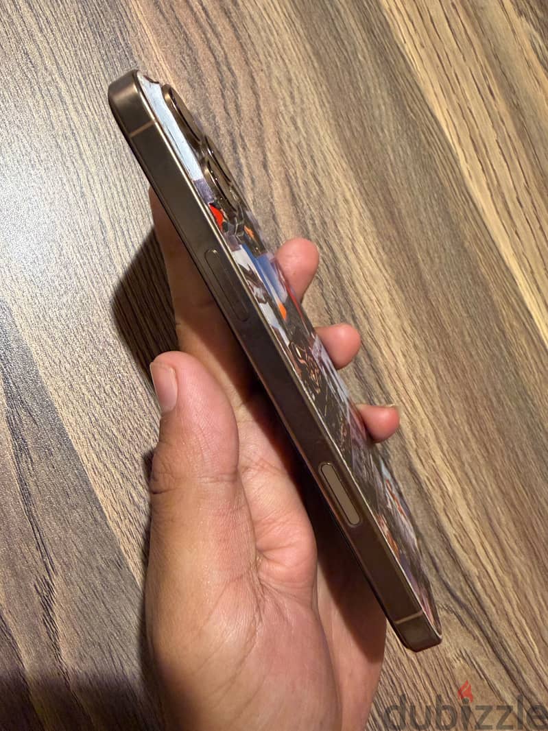 Apple - iPhone 16 Pro Max 2