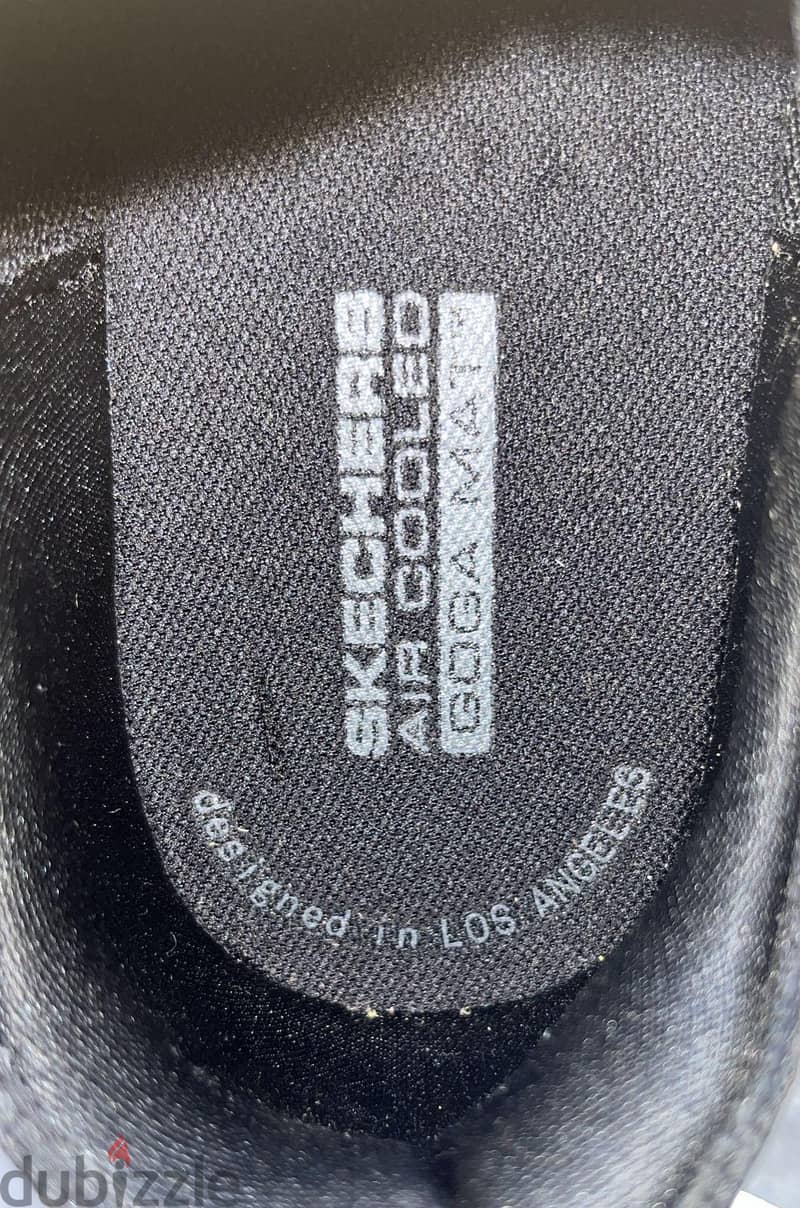 Skechers 42.5 8