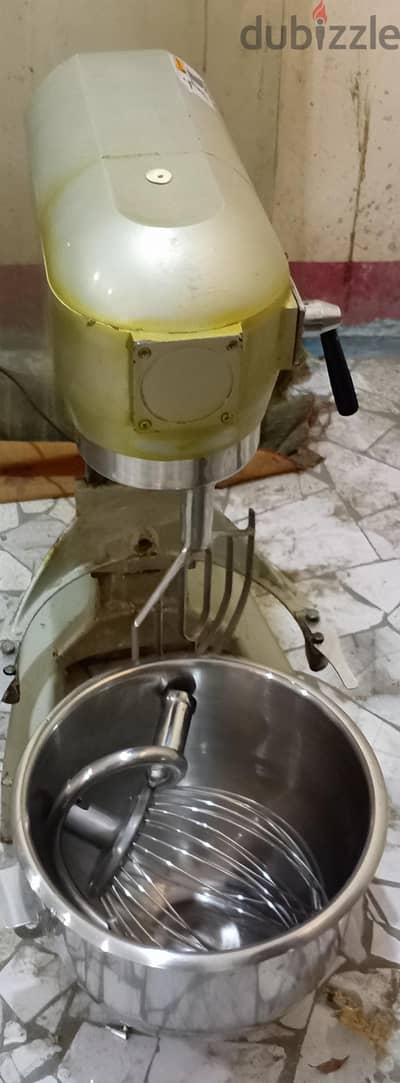 تصفية حلوانى السورى بحالة الزيرو كل حاجه شغاله البيع 01091672455
