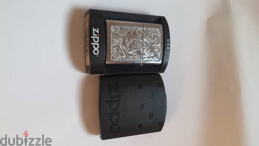ولاعة زيبو أمريكي أصلي Zippo Venetian بالعلبه مخزنه ولم تستخدم