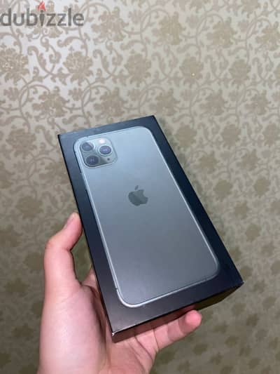 iPhone 11 Pro Max 256 g للبيع