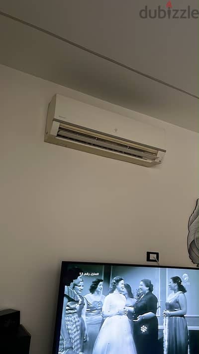 تكييف شارب ٢. ٢٥ بحالة جيدة جدا
