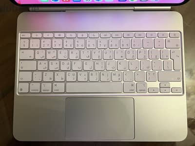 White keyboard for ipad pro m4 13