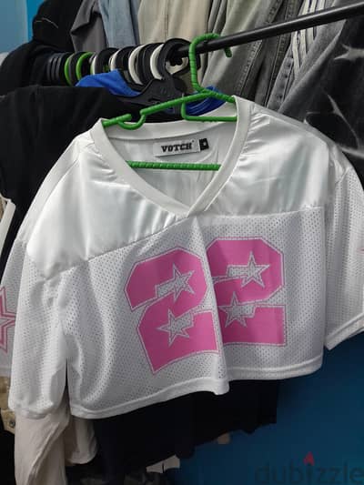 cropped t-shirt