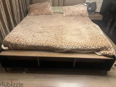 سرير فقط من hub furniture