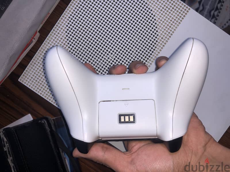 Xbox one s 4
