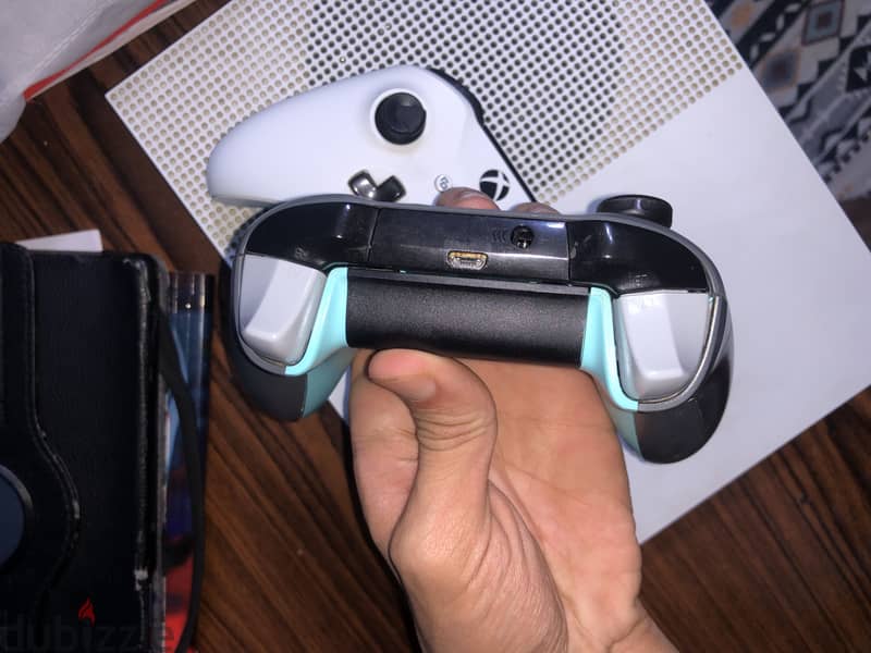 Xbox one s 7